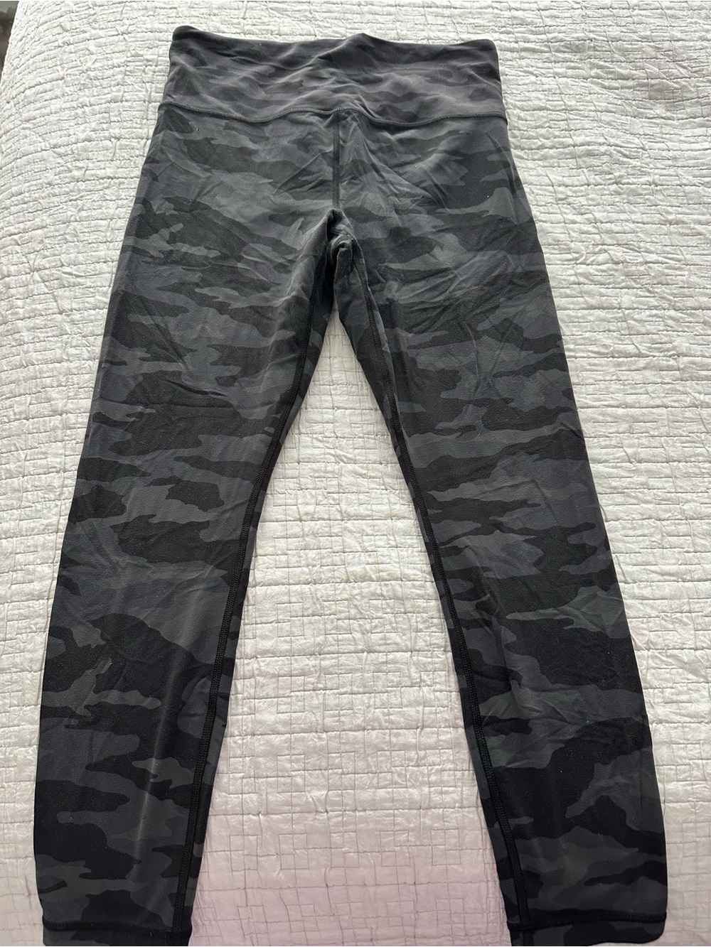 Athleta Camouflage Performance — Black, Gray